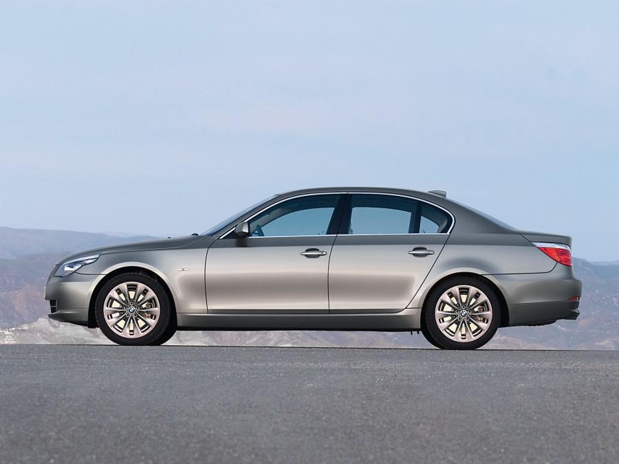  BMW 5-Series 2008 года  (фото 20 из 20)